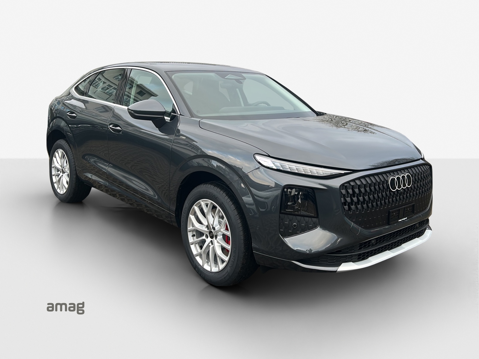 AUDI Q3 Sportback e-hybrid 200 kW S tronig-image-5
