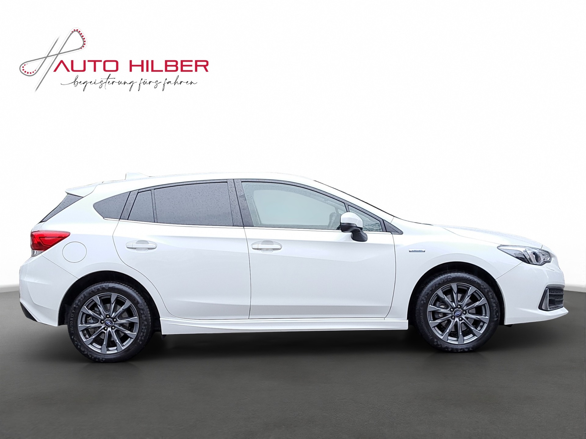 SUBARU Impreza 2.0i e-Boxer Luxury AWD CVT-image-12