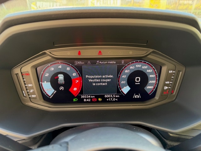 AUDI A1 Sportback 30 TFSI-image-8