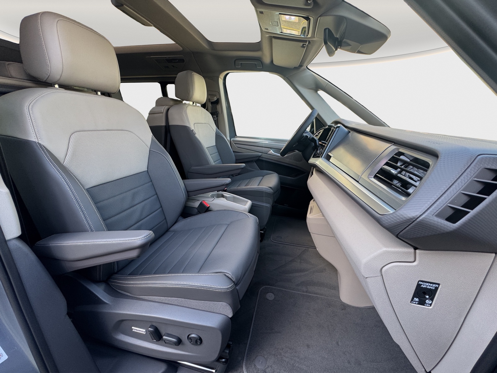 VW Multivan 1.5 eHybrid Life Edition 4Motion DSG-image-9