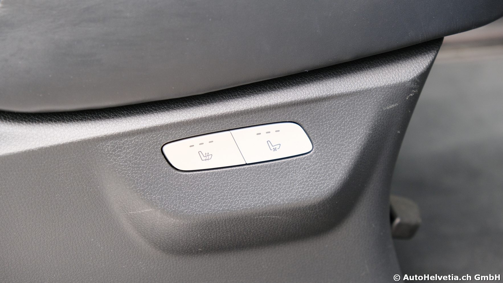 MERCEDES-BENZ V 250 d Exclusive lang 4Matic 7G-Tronic-image-23