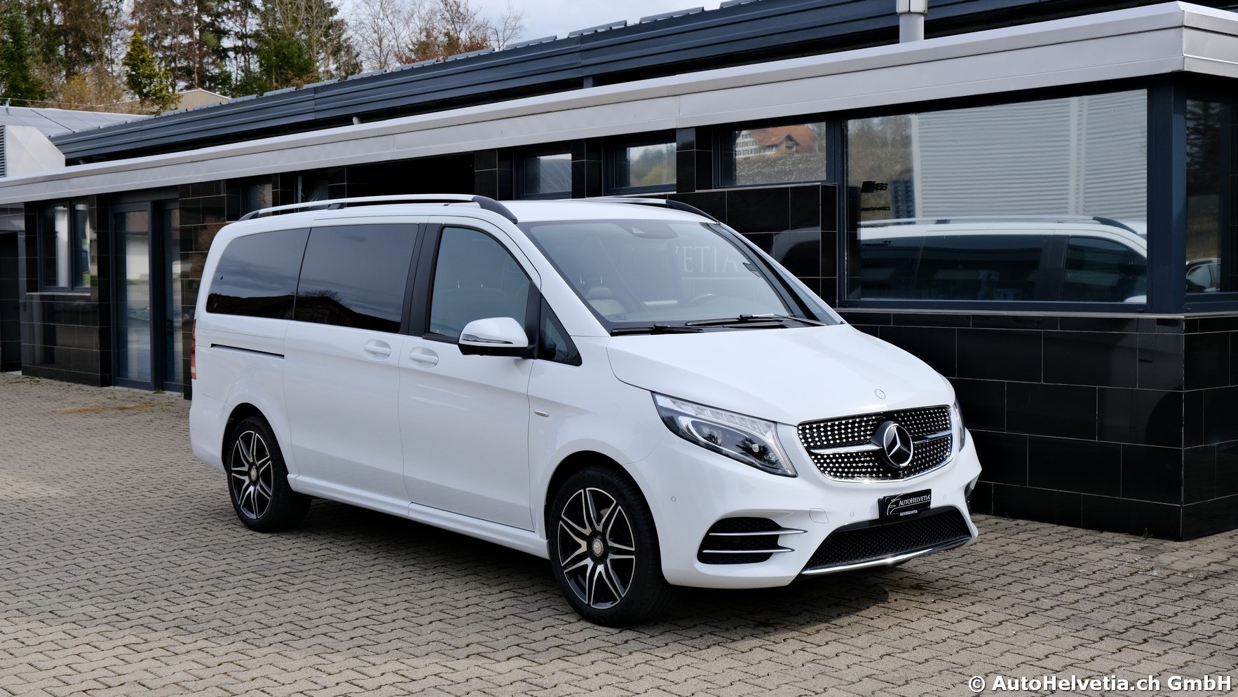 MERCEDES-BENZ V 250 d Exclusive lang 4Matic 7G-Tronic-image-24