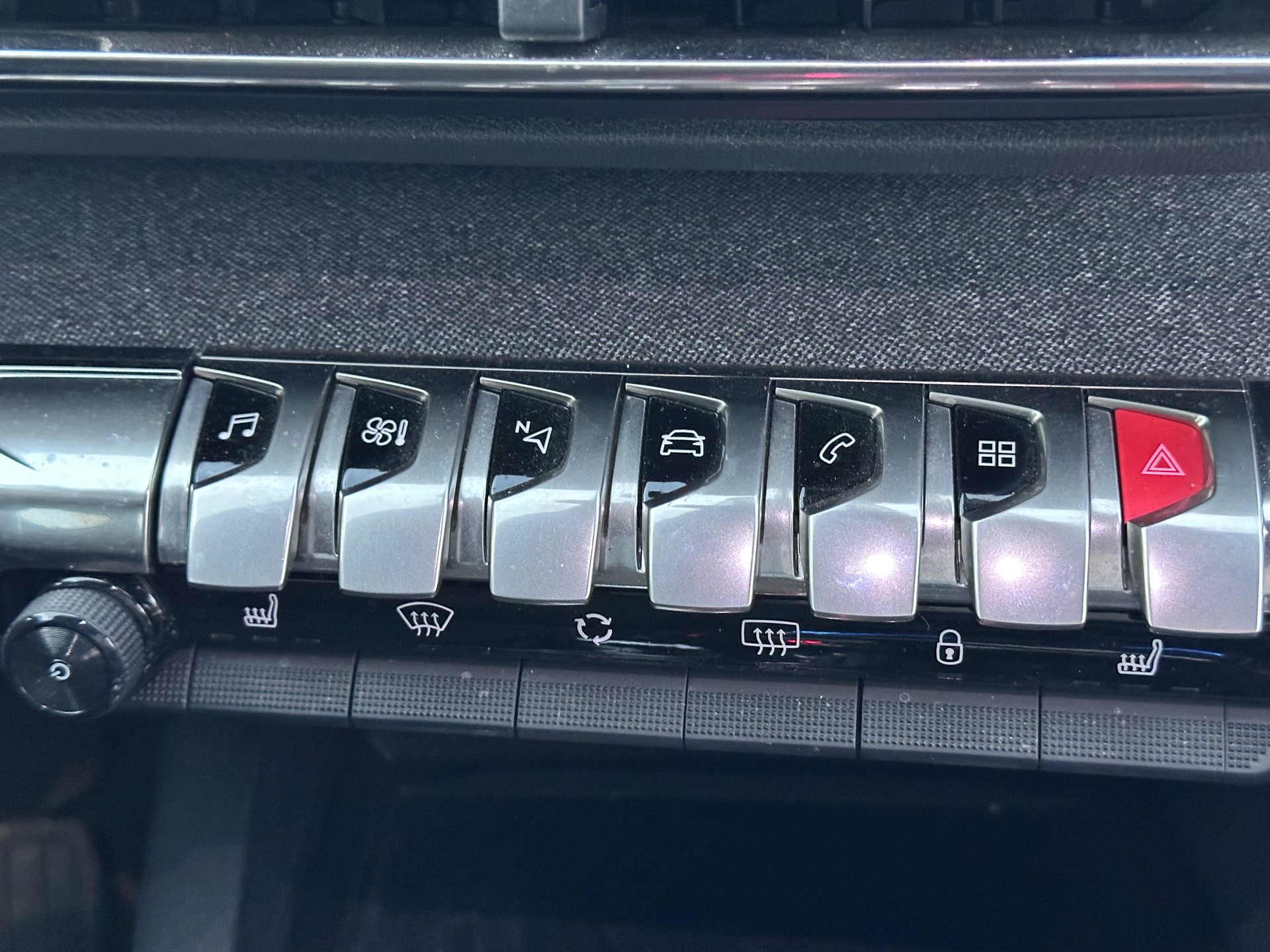 PEUGEOT 5008 1.5 BlueHDi GT Line EAT-image-9