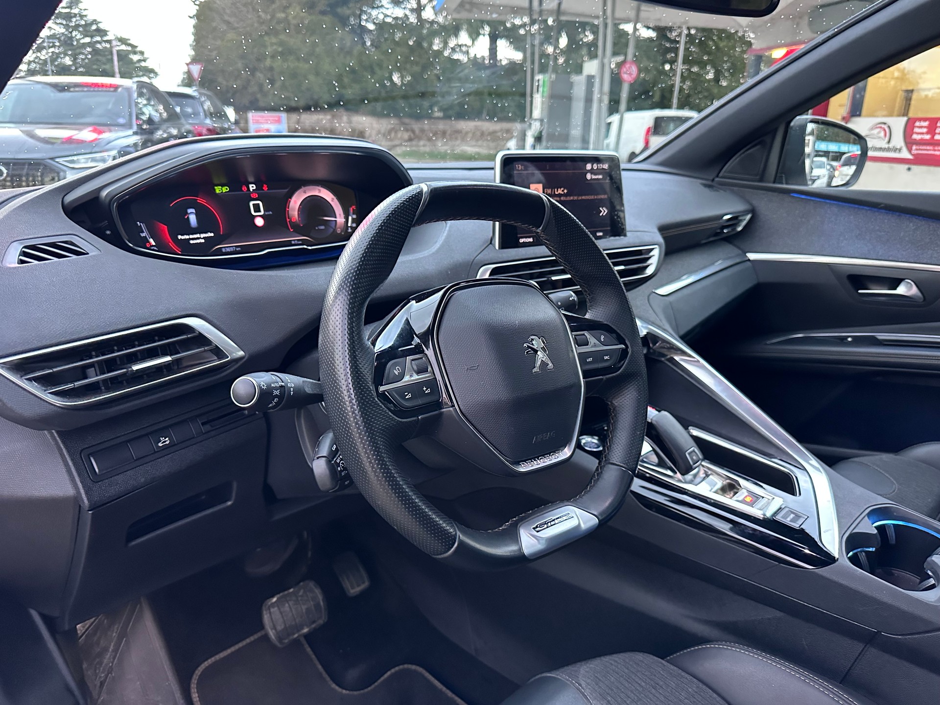 PEUGEOT 5008 1.5 BlueHDi GT Line EAT-image-7
