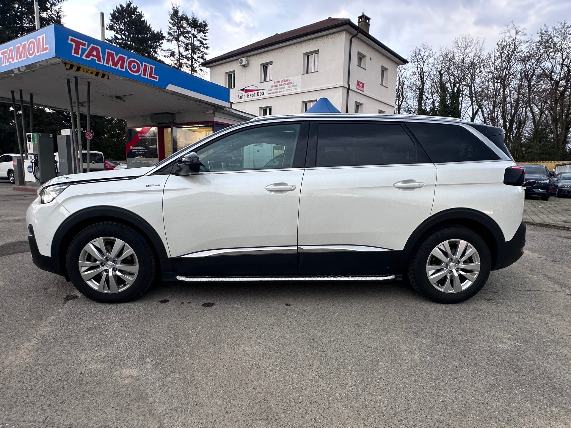 PEUGEOT 5008 1.5 BlueHDi GT Line EAT-image-4