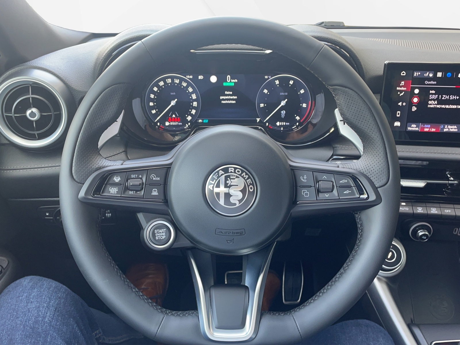 ALFA ROMEO Tonale 1.3 Plug-in Hybrid Veloce Q4-image-6