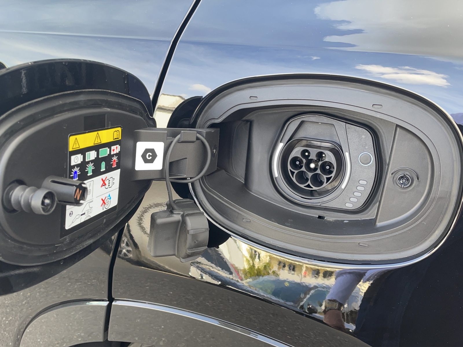 ALFA ROMEO Tonale 1.3 Plug-in Hybrid Veloce Q4-image-12