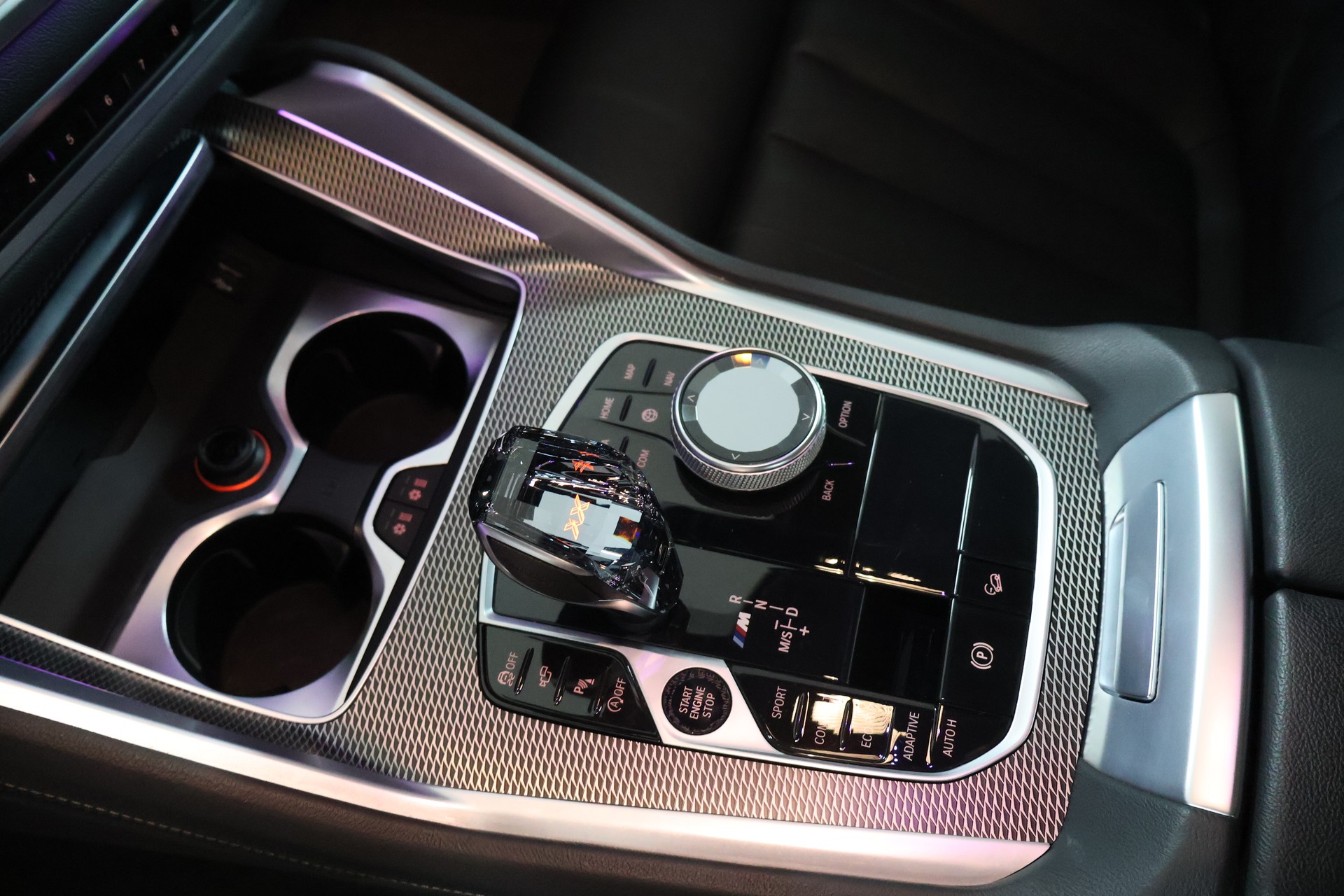 BMW X6 M50d-image-12