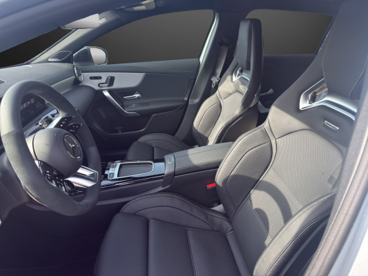 MERCEDES-BENZ A AMG 45 S 4Matic 8G-DCT-image-6