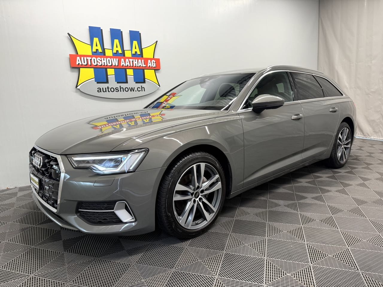 AUDI A6 Avant 40 TDI S line quattro S-tronic-image-0