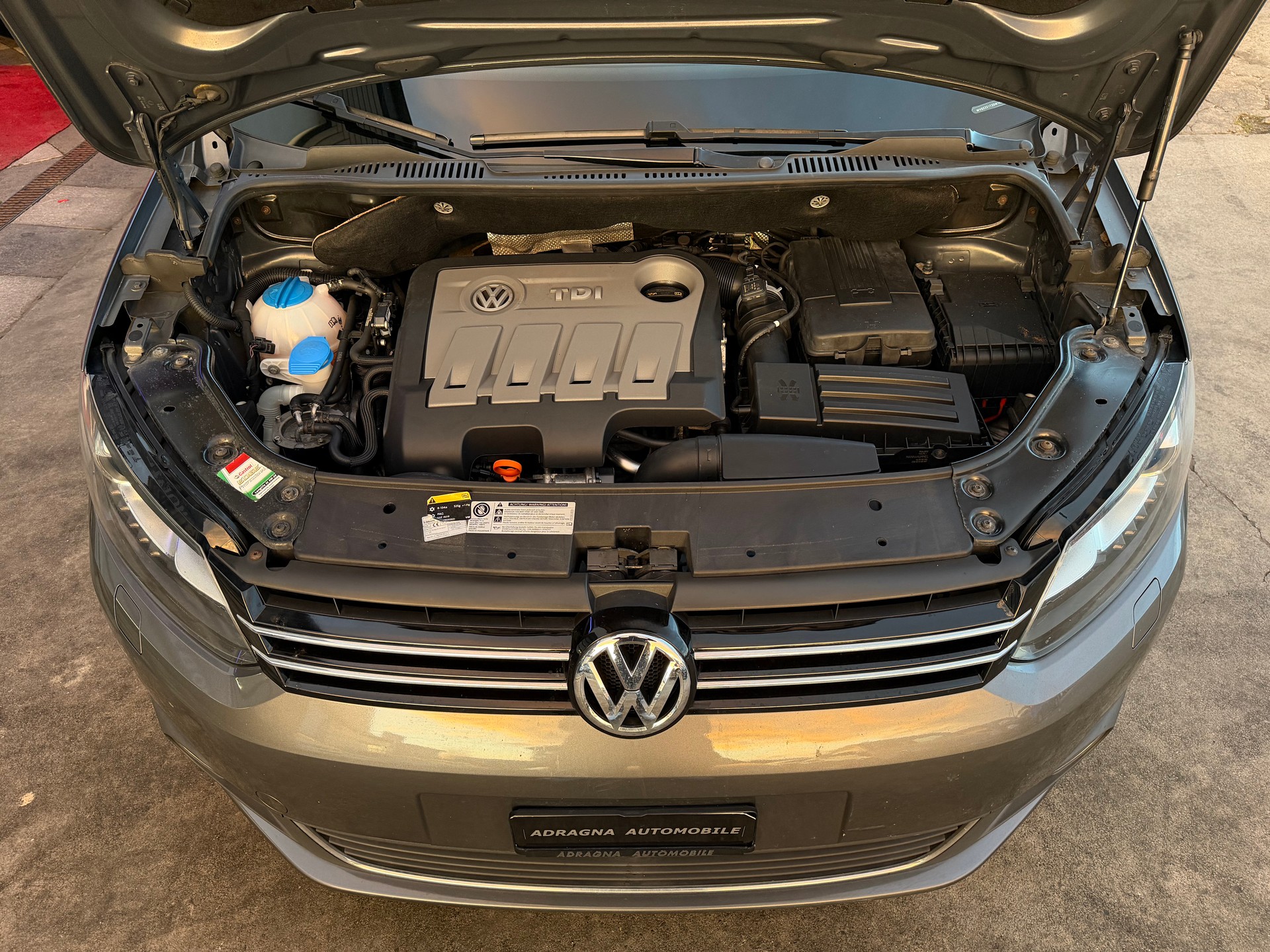 VW Touran 1.6 TDI BlueMotion Technology Highline DSG-image-28