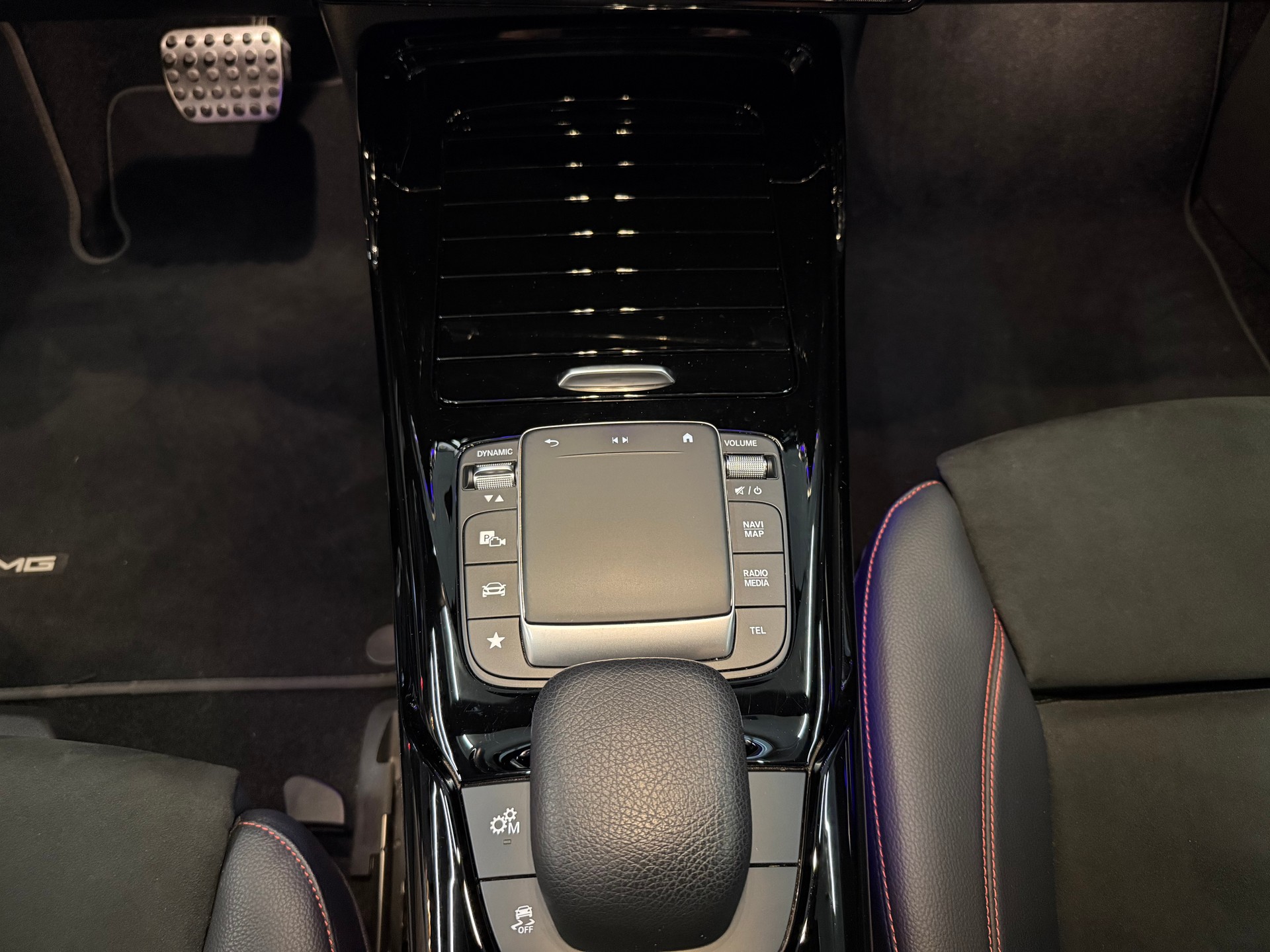 MERCEDES-BENZ CLA 45 AMG 4Matic+ 8G-DCT-image-19