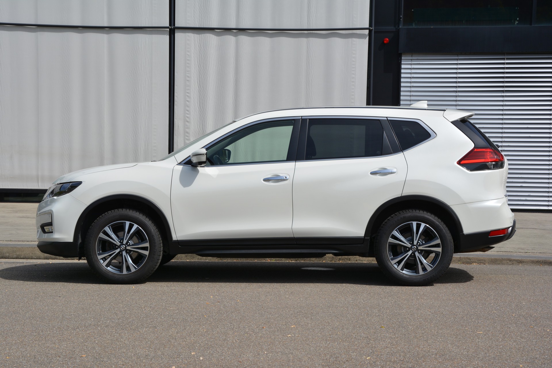 NISSAN X-Trail 1.3 DIG-T acenta DCT-image-5