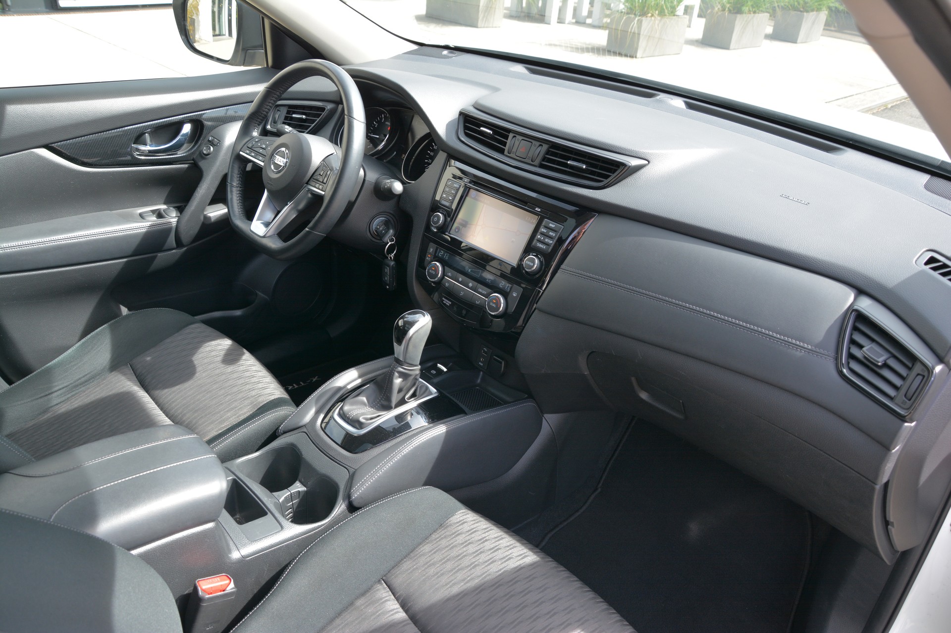 NISSAN X-Trail 1.3 DIG-T acenta DCT-image-12