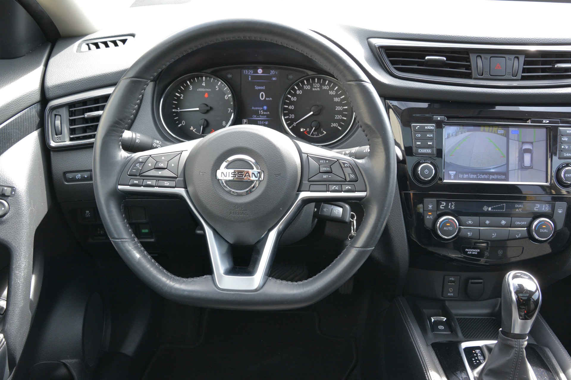 NISSAN X-Trail 1.3 DIG-T acenta DCT-image-9