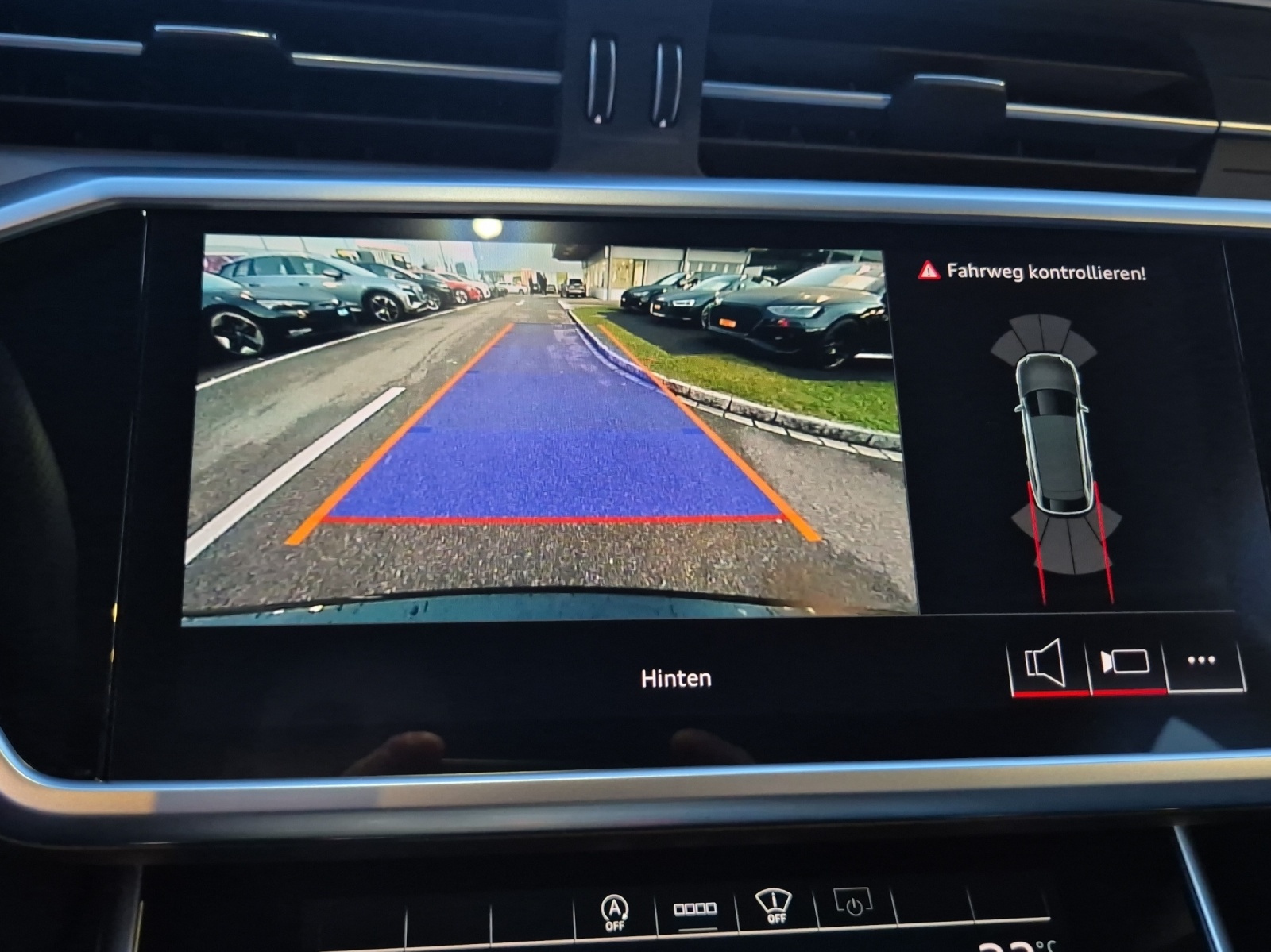 AUDI S6 Avant 3.0 TDI quattro tiptronic-image-15