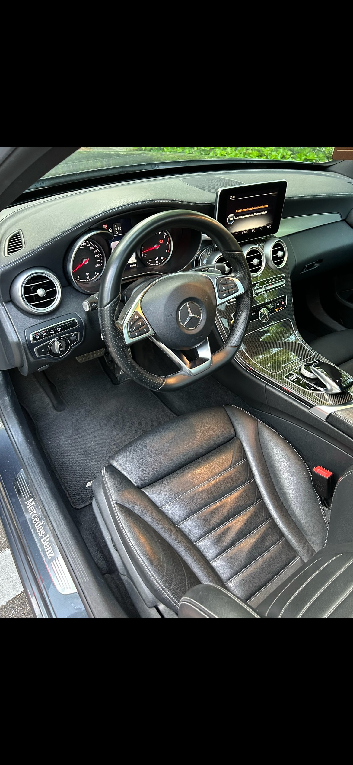 MERCEDES-BENZ C 400 AMG Line 4Matic 7G-Tronic-image-4