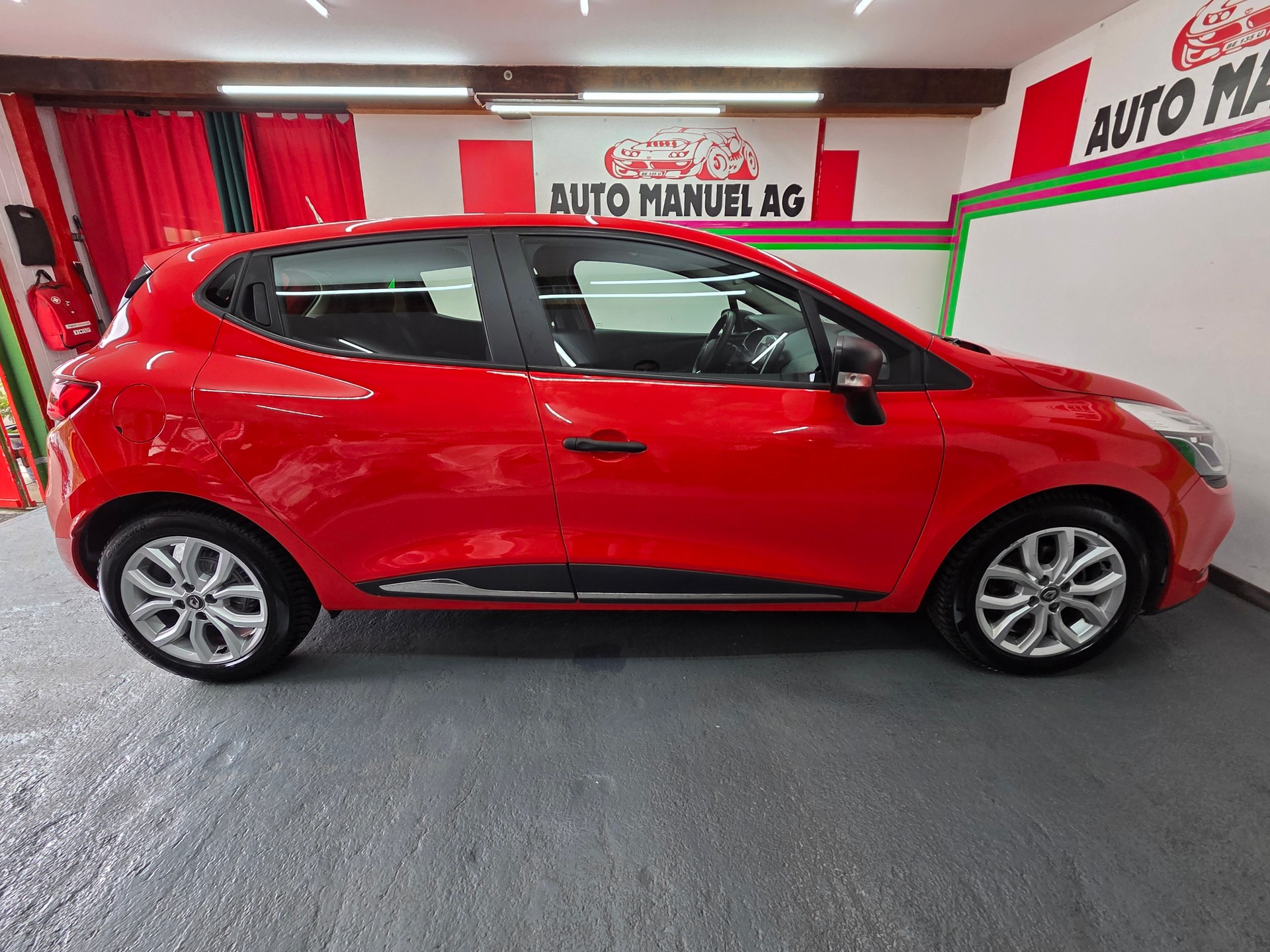 RENAULT Clio 1.5 dCi Business Line EDC-image-4