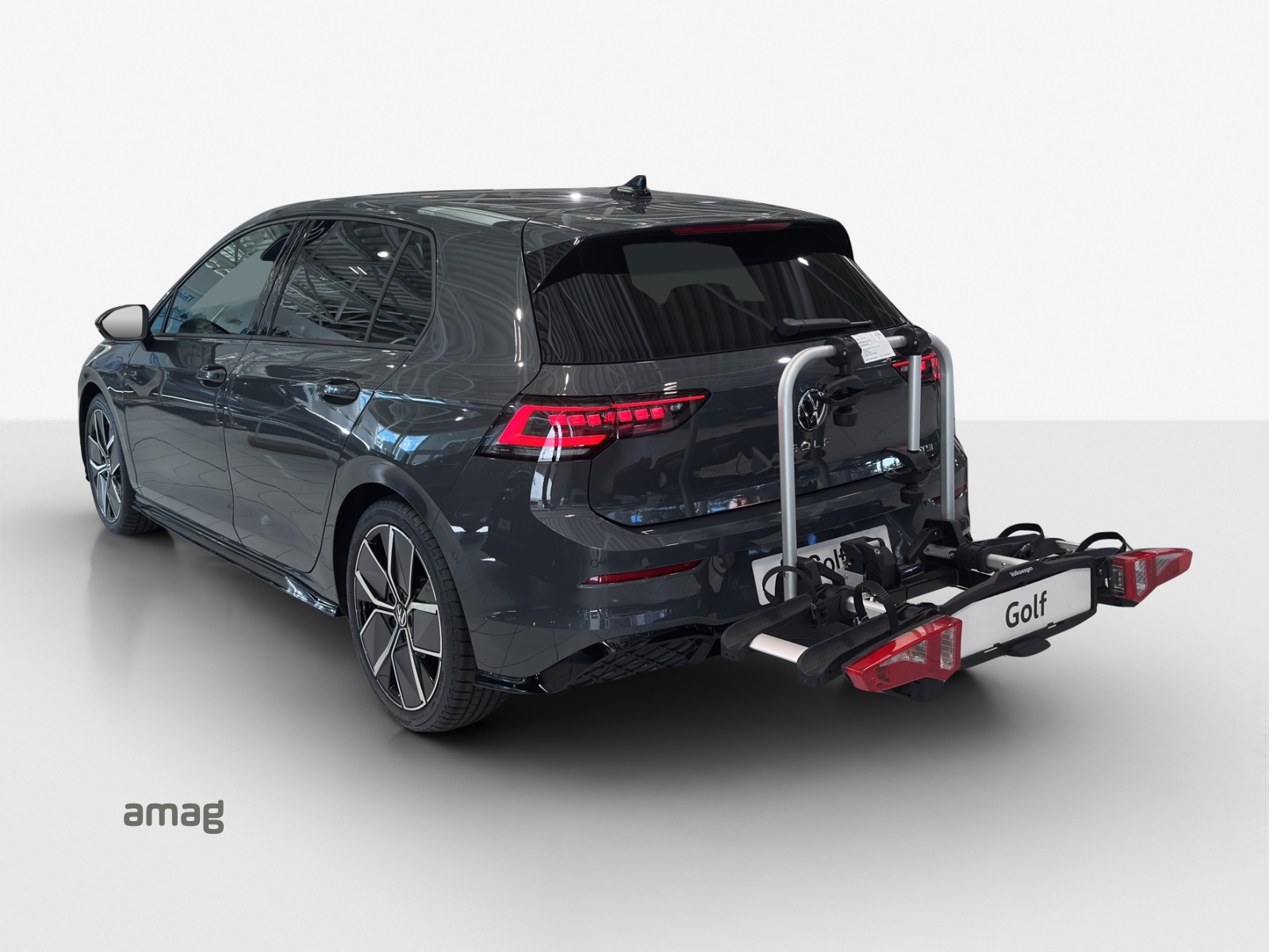 VW Golf 1.5 e TSI mHEV R-Line DSG-image-2