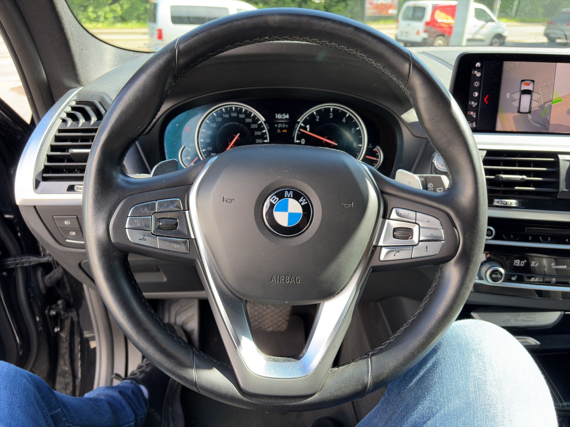 BMW X3 xDrive 20i Luxury Line Steptronic-image-19