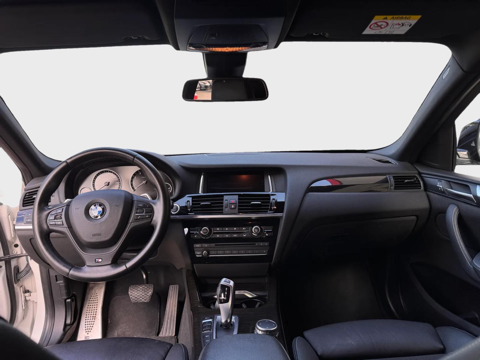 BMW X4 xDrive 20i Steptronic-image-8