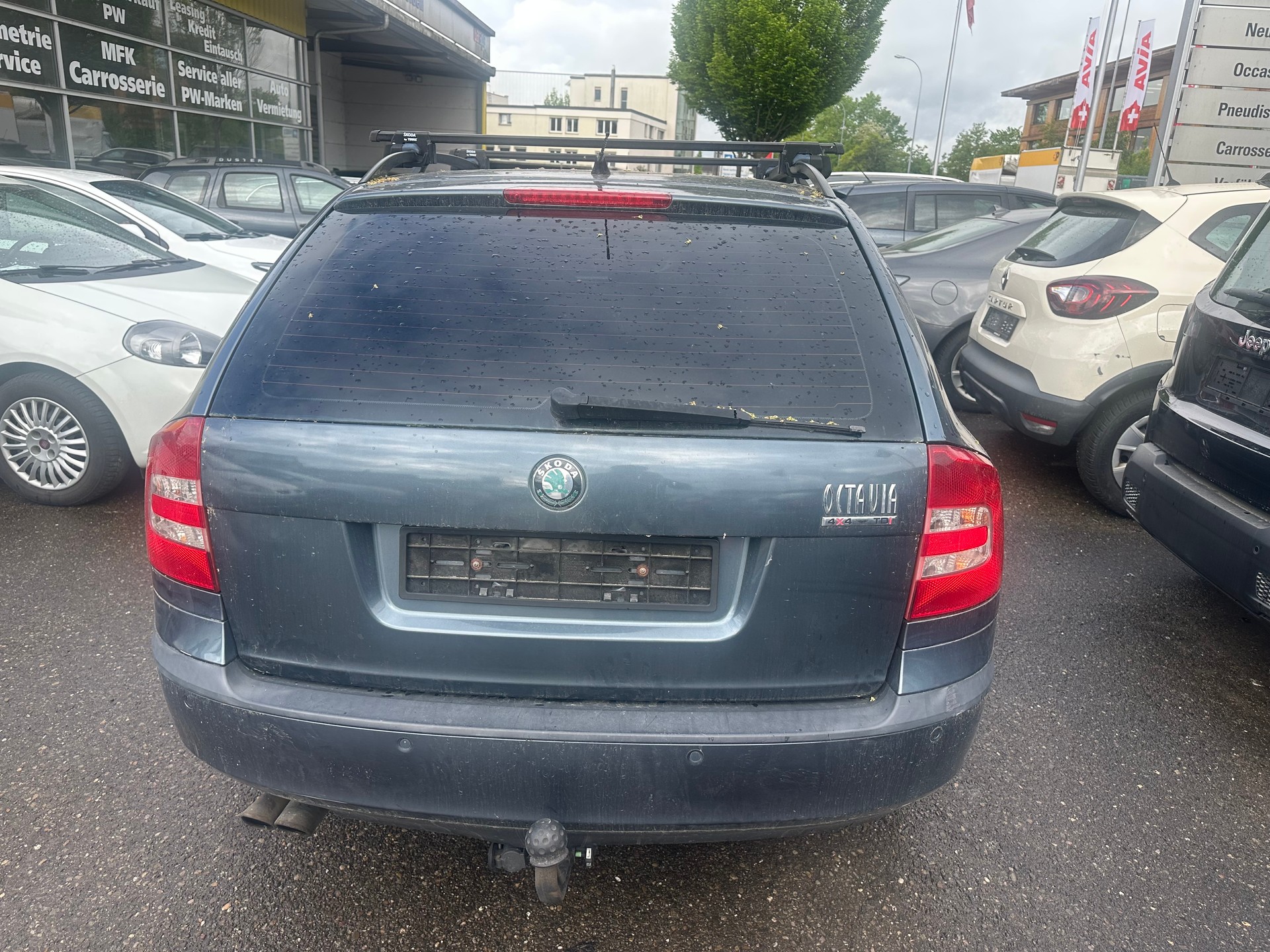 SKODA Octavia 2.0 TDI Adventure 4x4-image-5