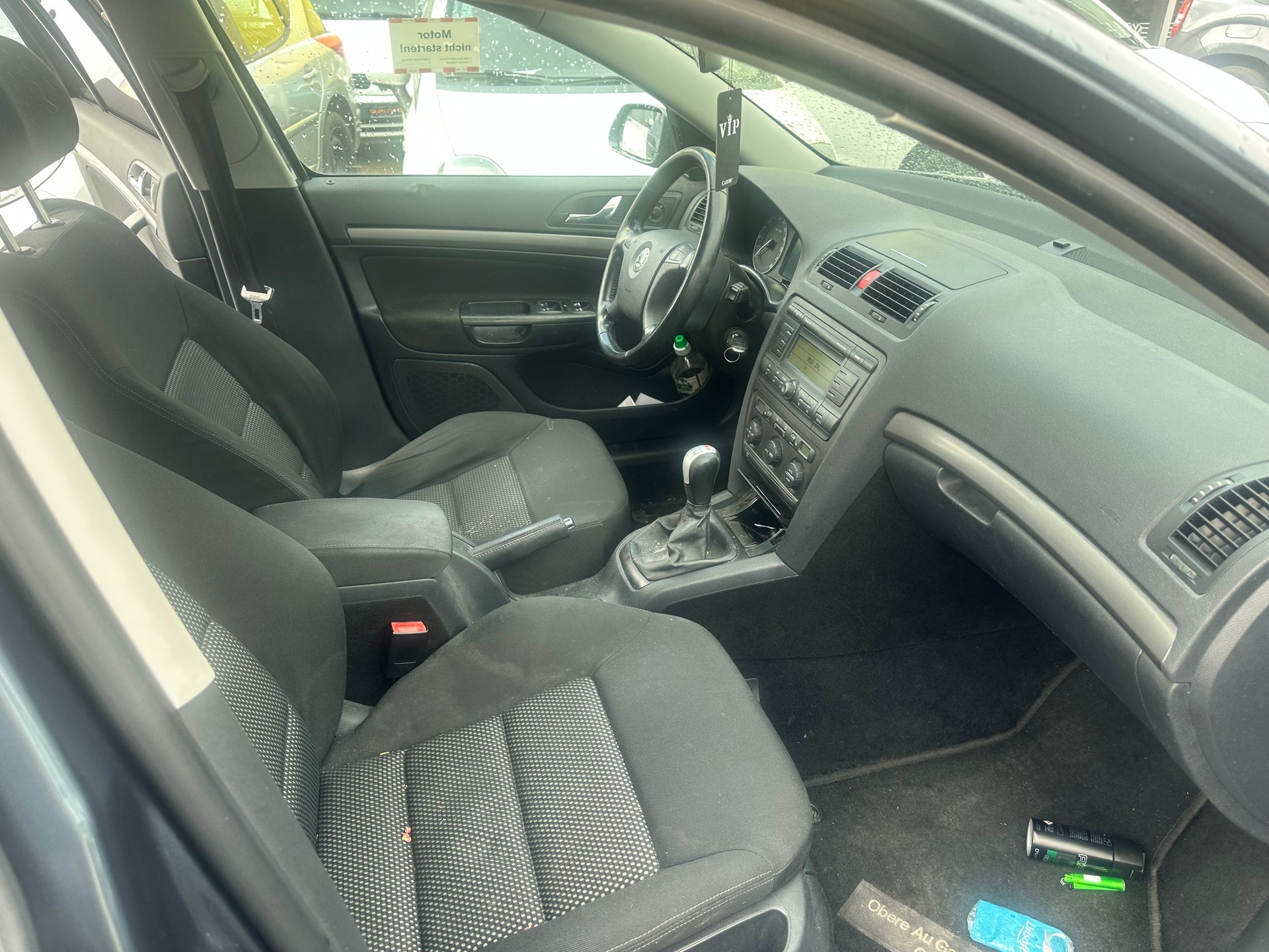 SKODA Octavia 2.0 TDI Adventure 4x4-image-8