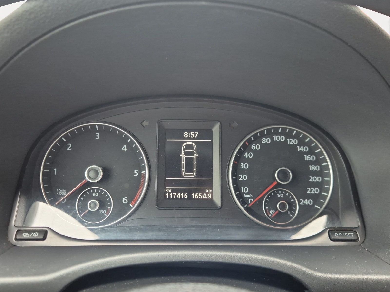 VW Caddy Maxi 2.0 TDI 4Motion-image-9