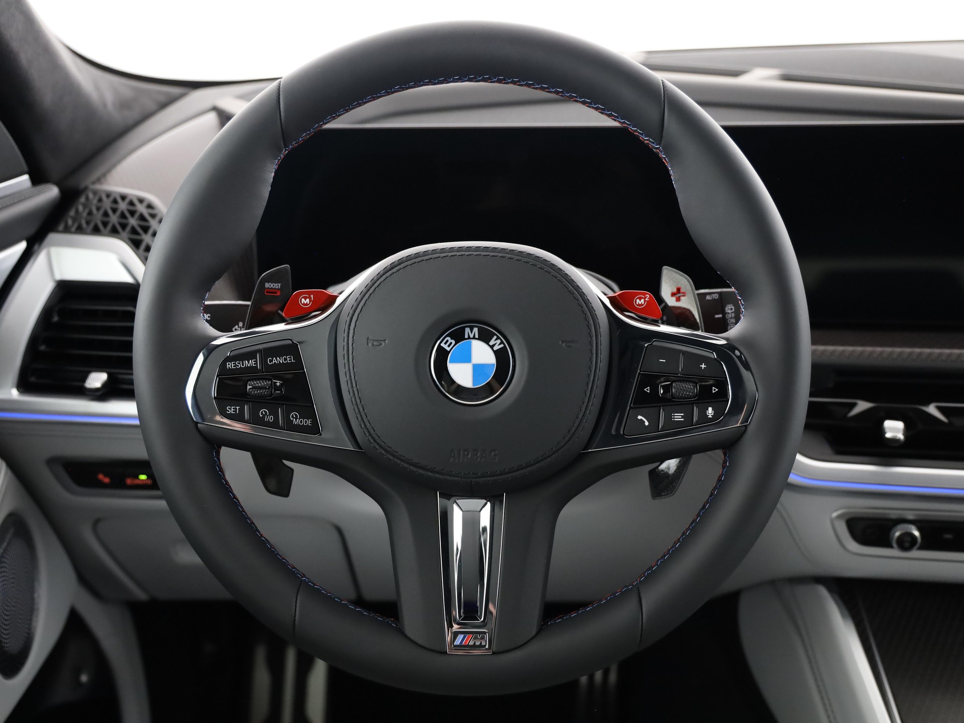 BMW XM Label Plug-in Hybrid-image-8