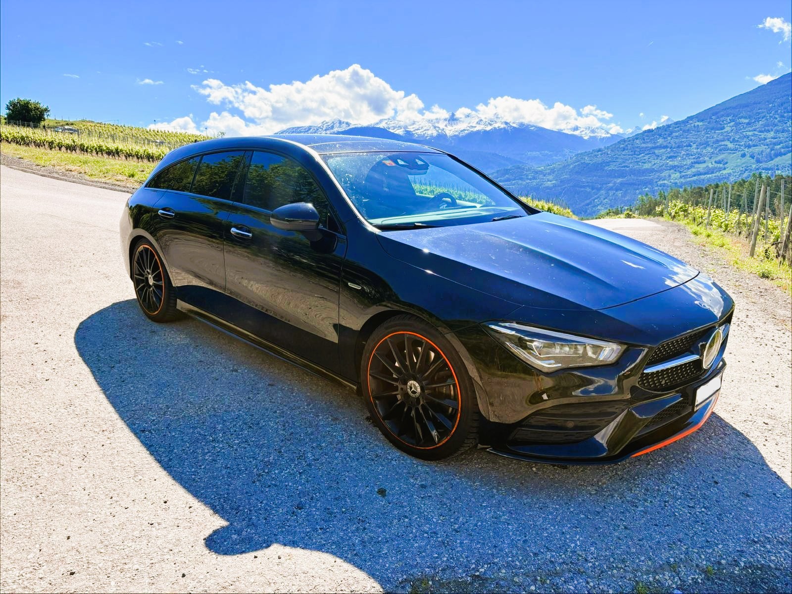MERCEDES-BENZ CLA 250 AMG Line 4matic-image-0