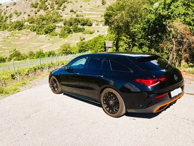 MERCEDES-BENZ CLA 250 AMG Line 4matic-image-2