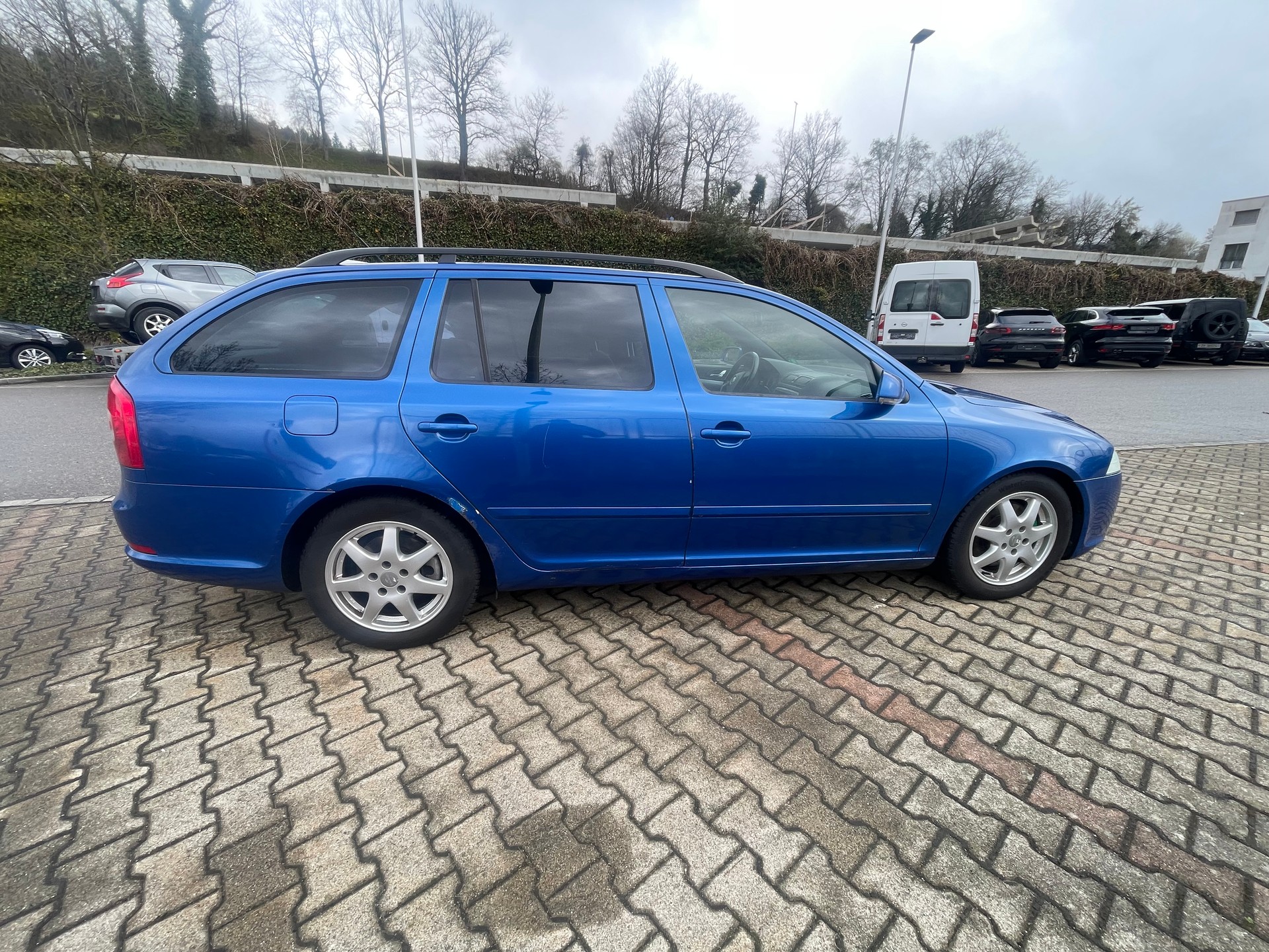 SKODA Octavia 2.0 TFSI RS-image-4