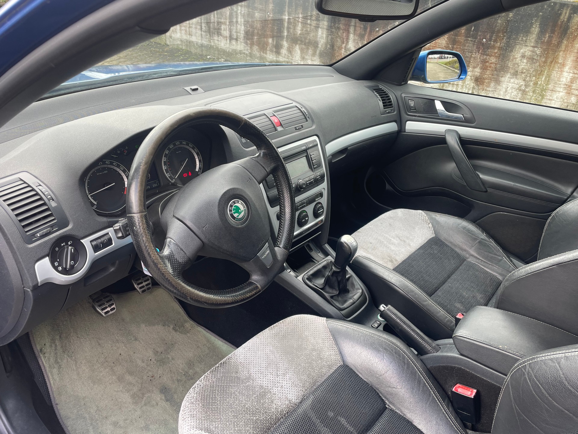 SKODA Octavia 2.0 TFSI RS-image-14