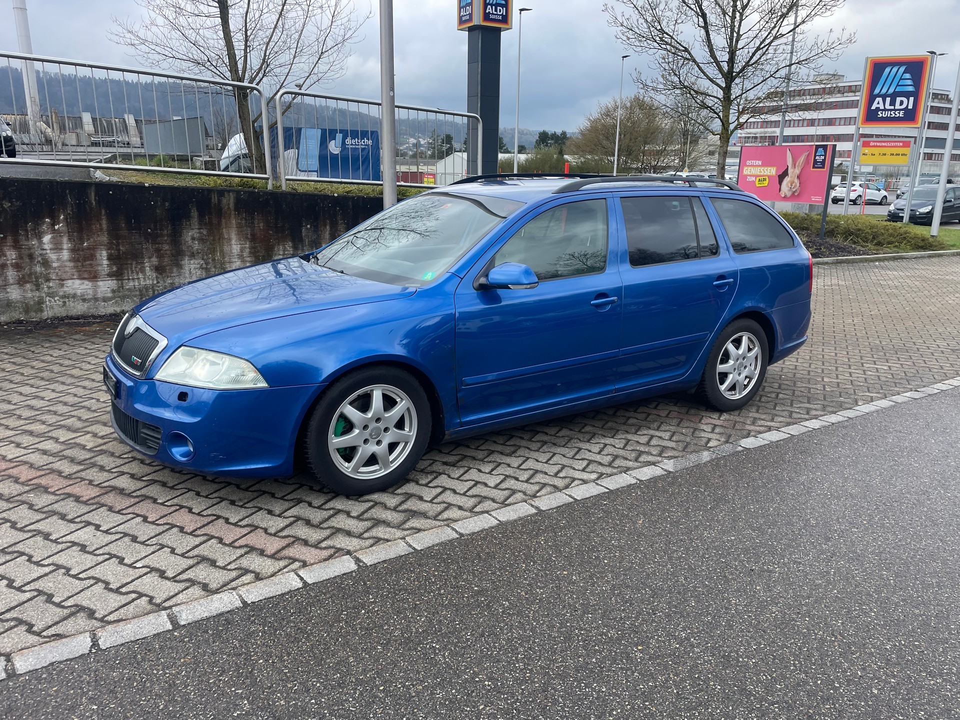 SKODA Octavia 2.0 TFSI RS-image-10