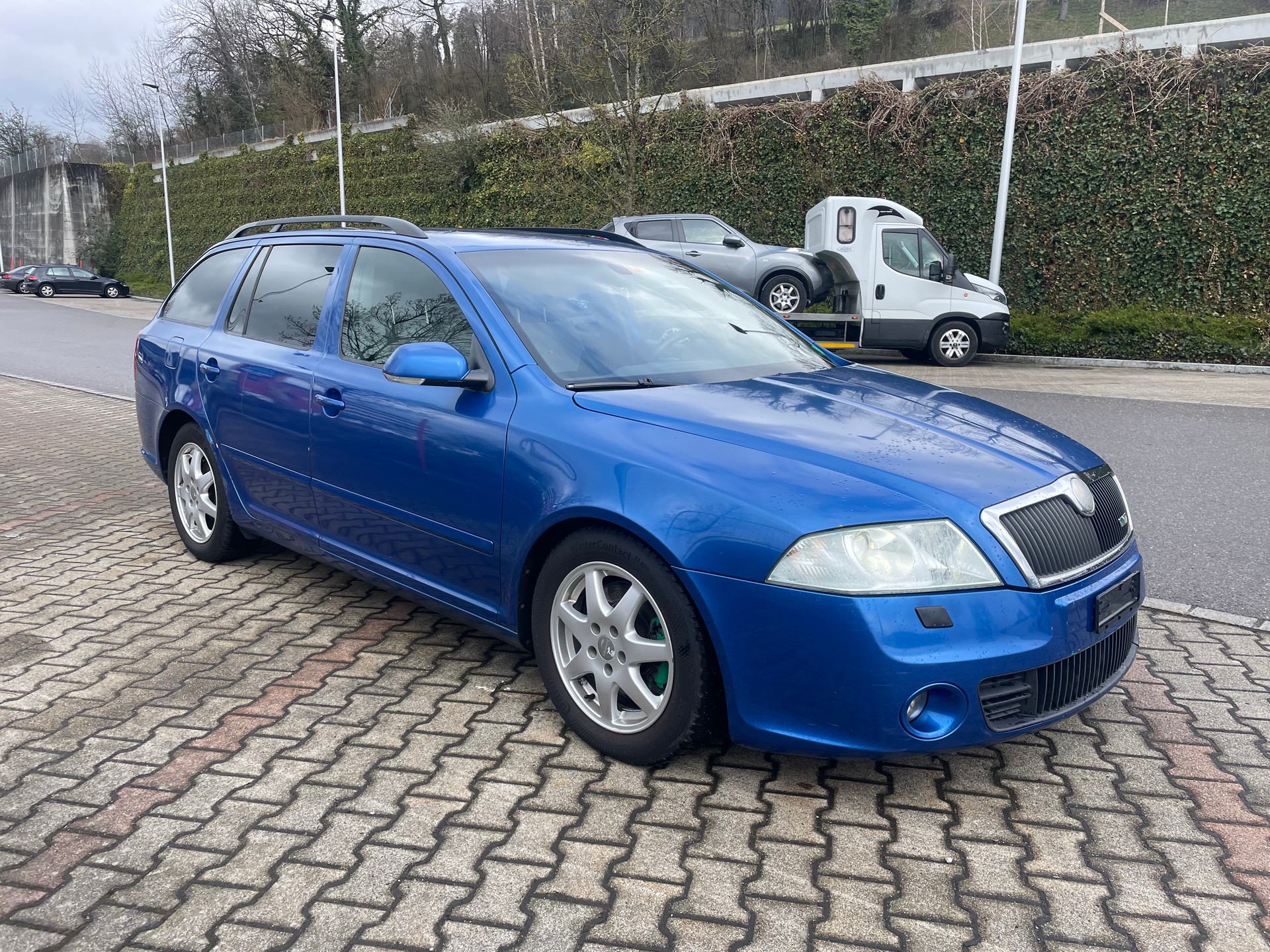 SKODA Octavia 2.0 TFSI RS-image-1