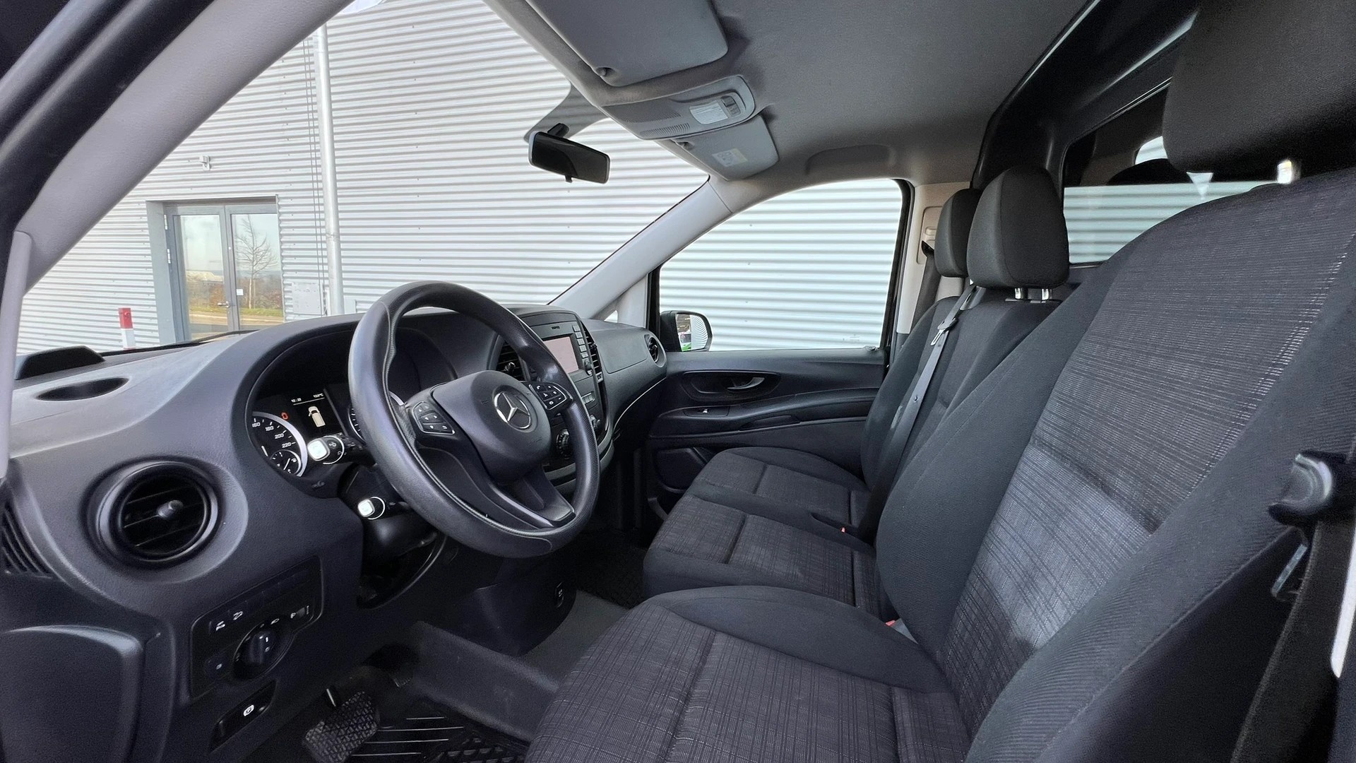 MERCEDES-BENZ VITO 119 BLUETEC L 4MATIC 7G-TRONIC EURO 6 l 190 PS-image-22