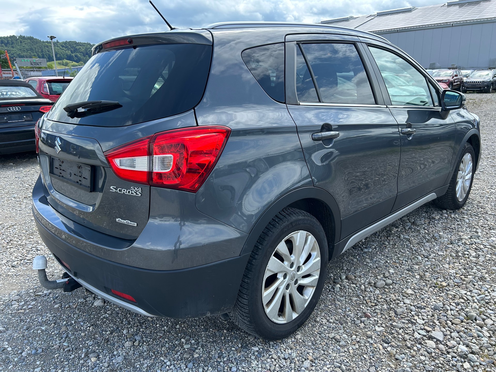 SUZUKI SX4 S-Cross 1.0 Compact Top 4WD-image-3