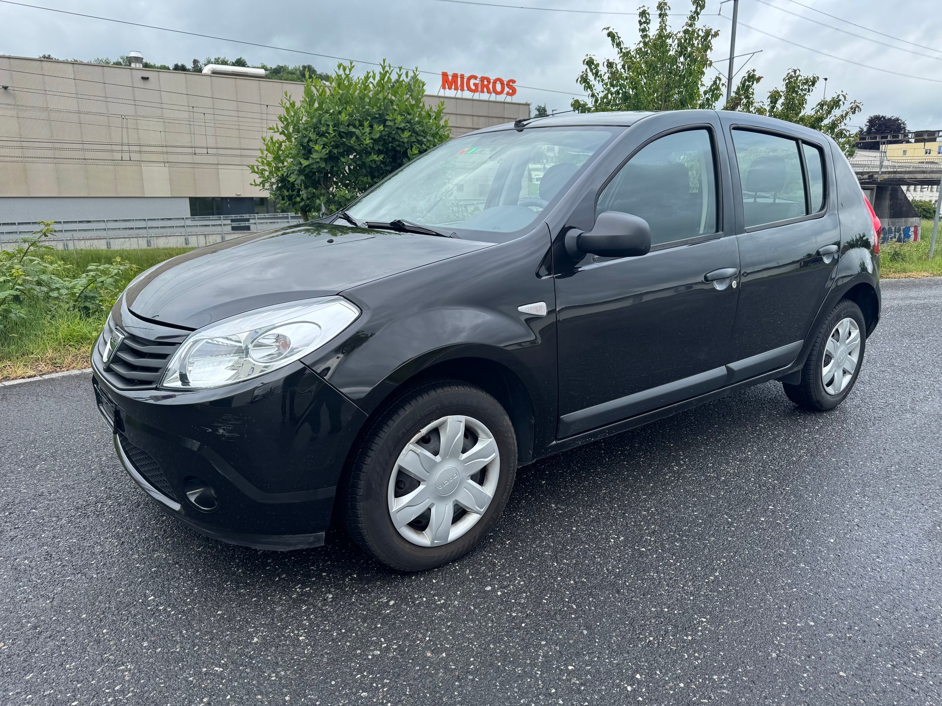 DACIA Sandero 1.6 Ambiance-image-0
