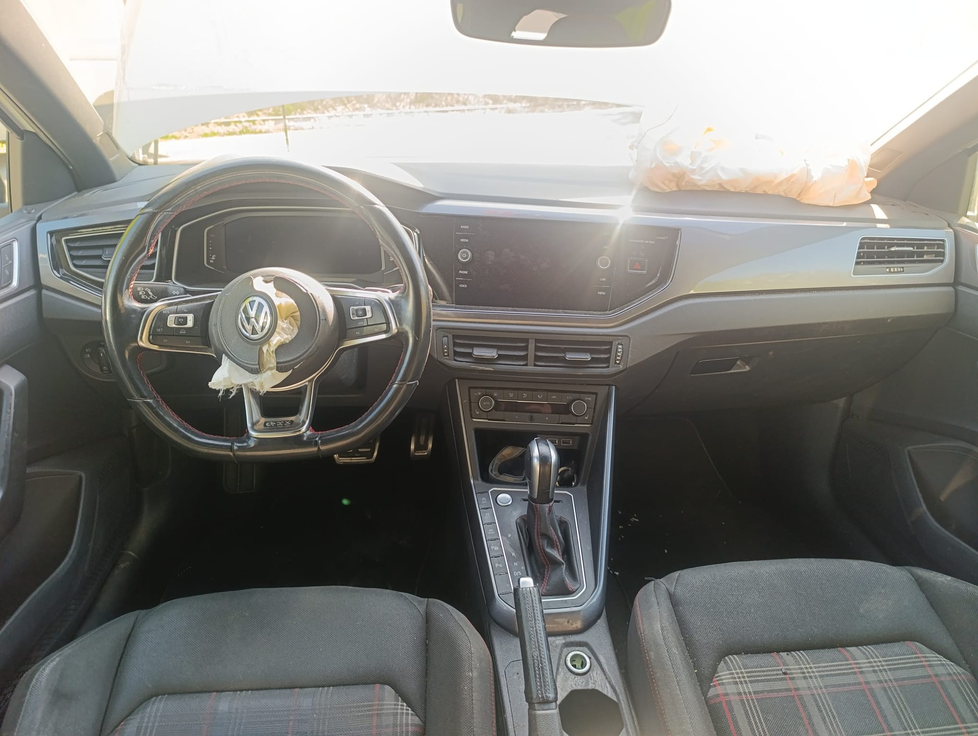 VW Polo 2.0 TSI GTI DSG-image-5