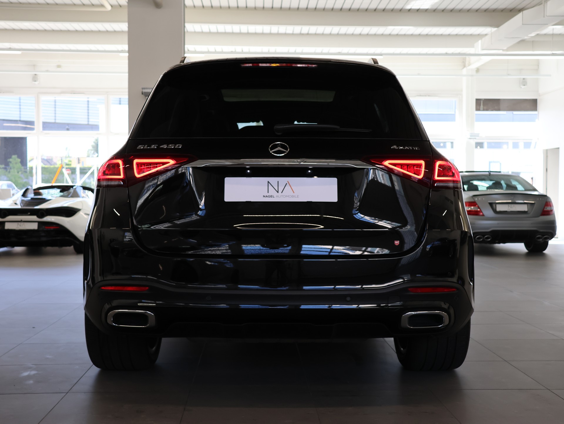 MERCEDES-BENZ GLE 450 4Matic AMG Line 9G-Tronic *Burmester* *360 Kamera* *Panorama*-image-4