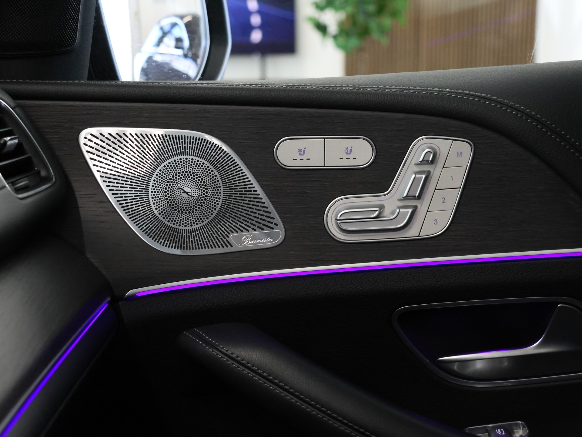 MERCEDES-BENZ GLE 450 4Matic AMG Line 9G-Tronic *Burmester* *360 Kamera* *Panorama*-image-31