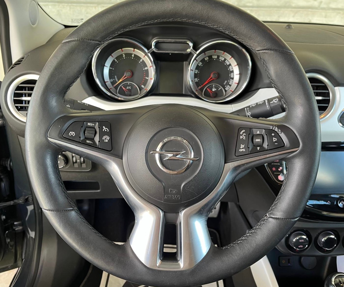 OPEL Adam 1.4 ecoFLEX GLAM-image-11