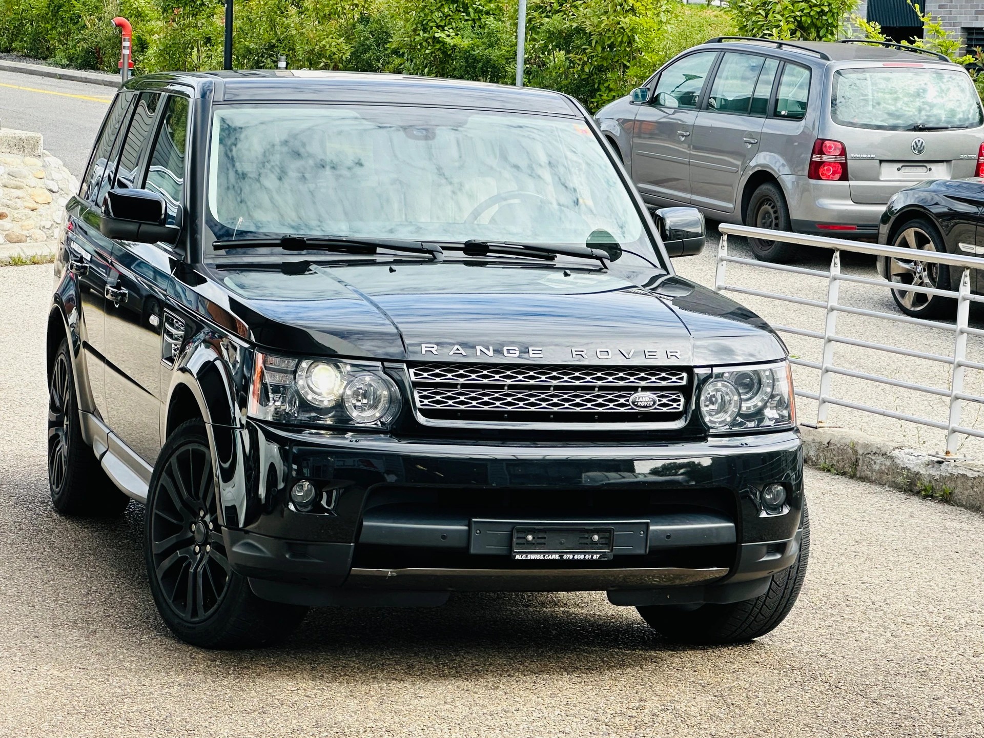 LAND ROVER Range Rover Sport 3.0 TDV6 HSE Automatic-image-1