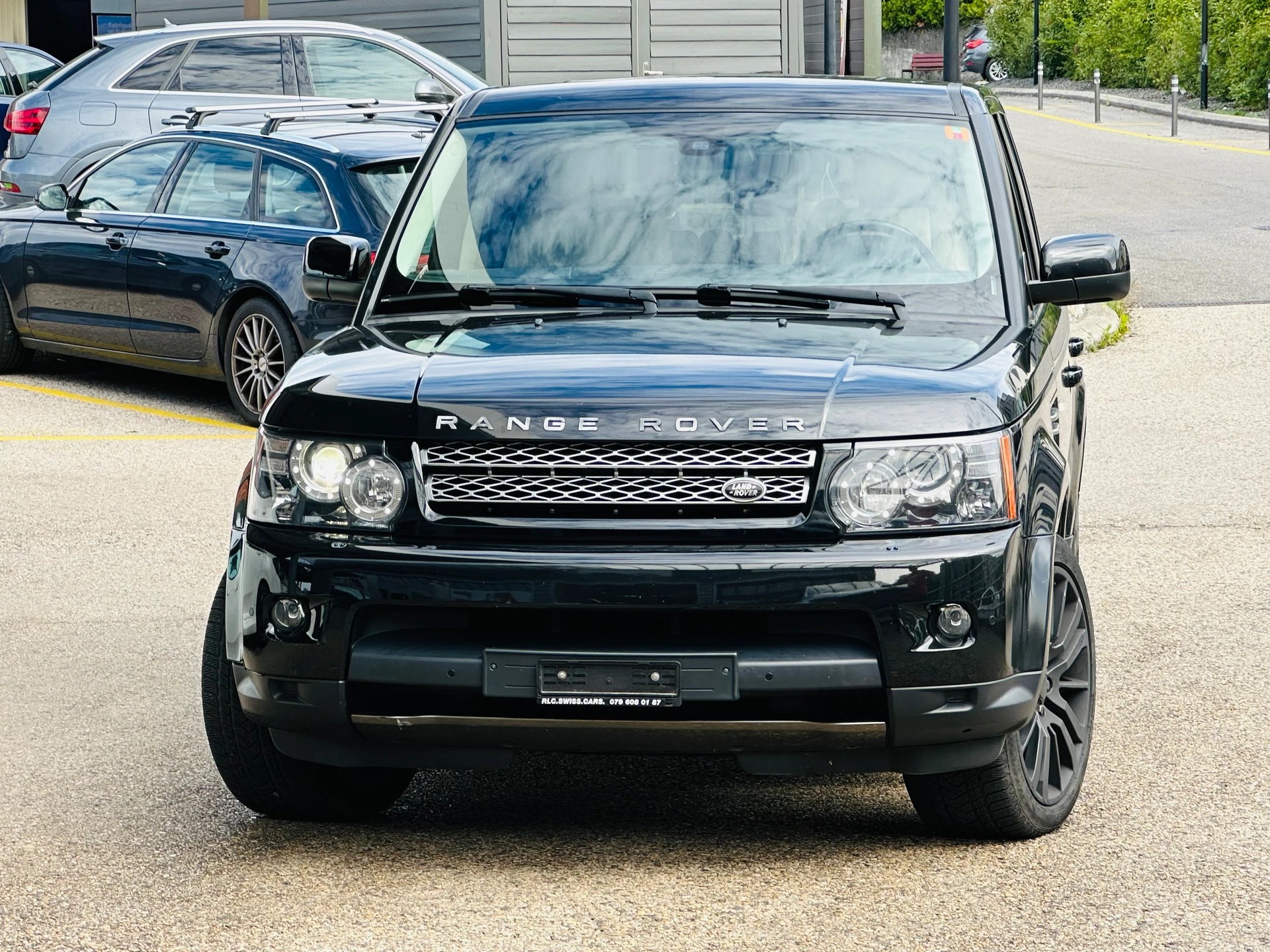LAND ROVER Range Rover Sport 3.0 TDV6 HSE Automatic-image-4