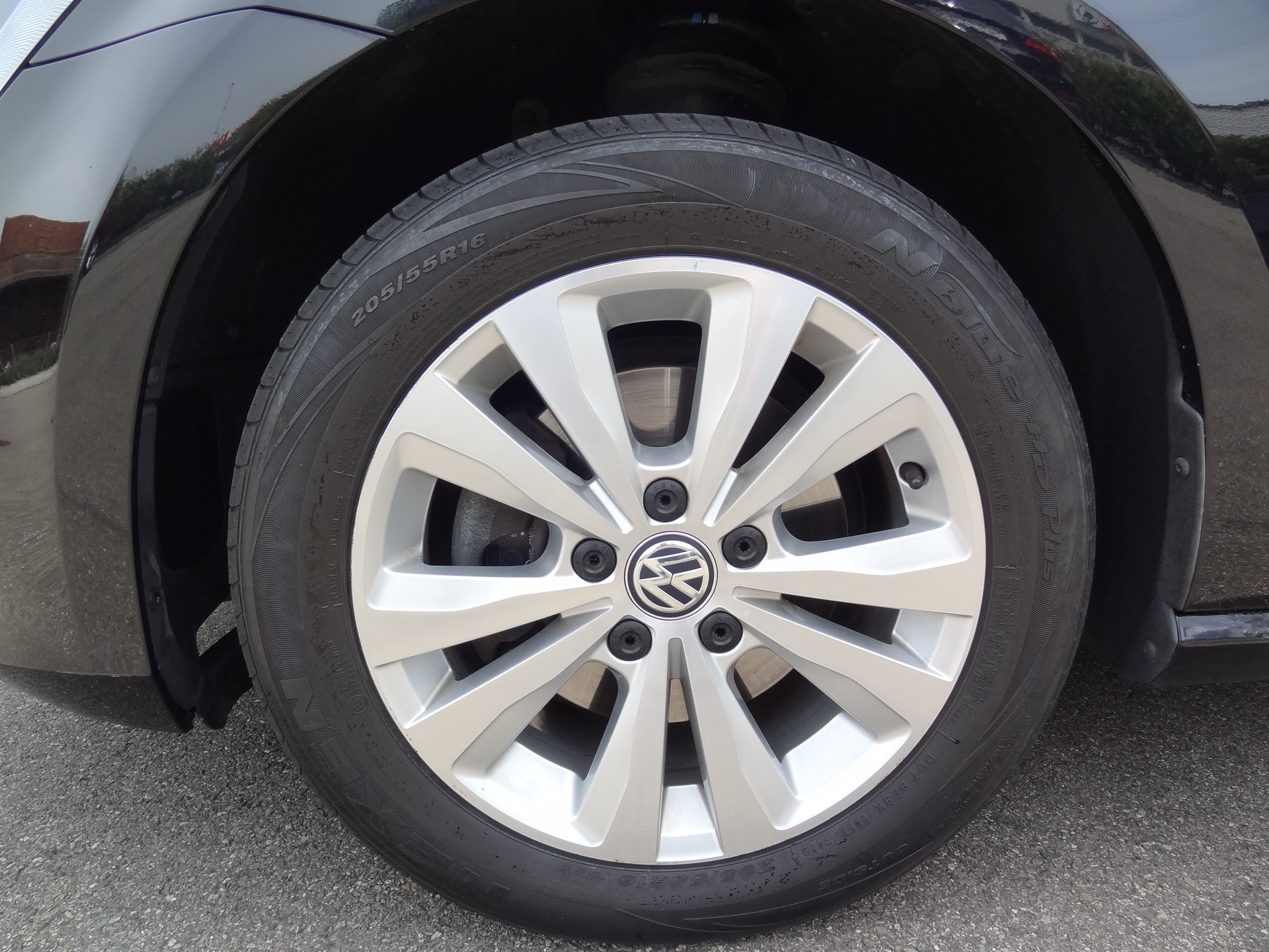 VW Golf 1.6 TDI Comfortline 4Motion-image-2