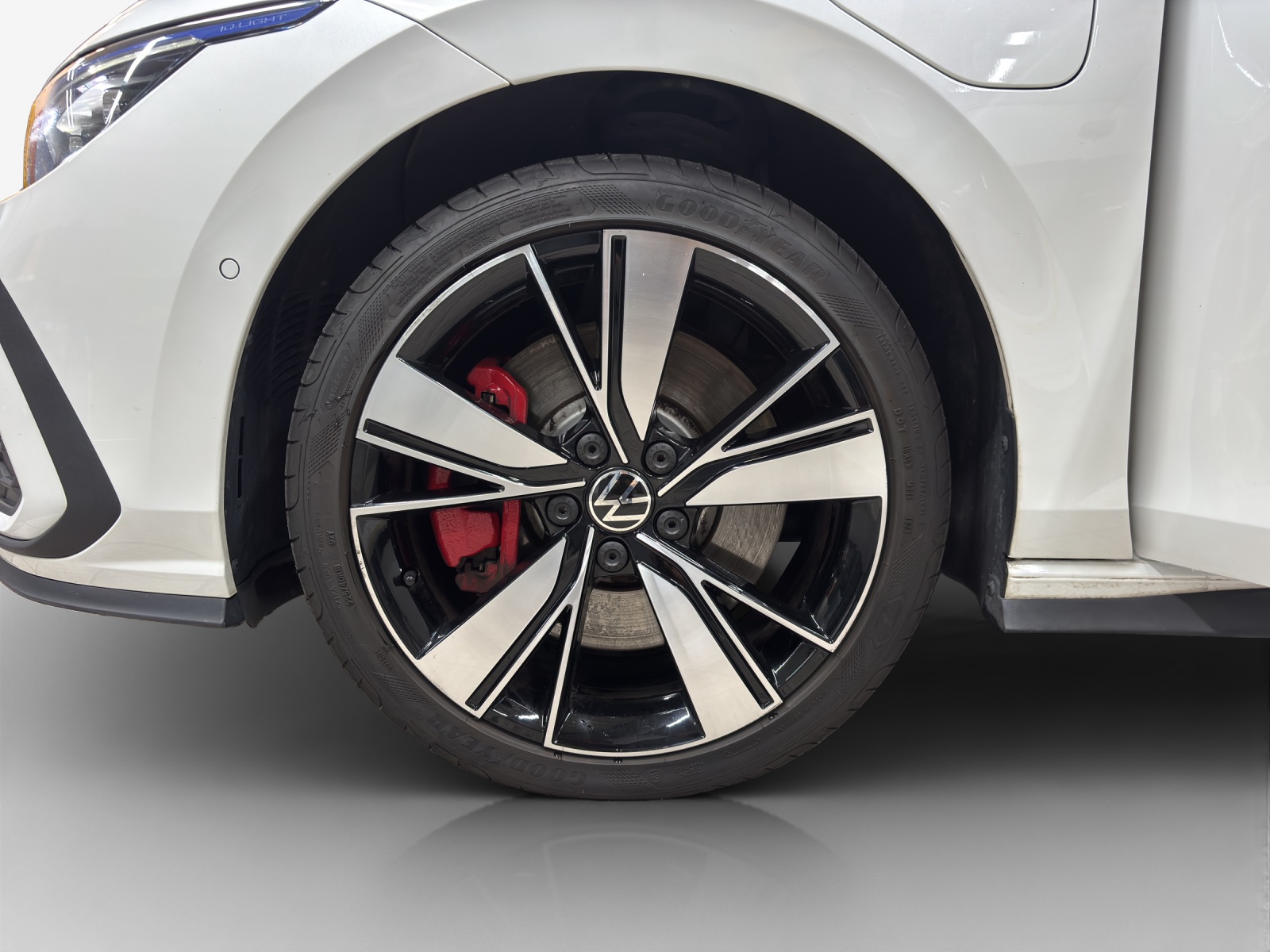 VW Golf 1.4 TSI PHEV GTE-image-13