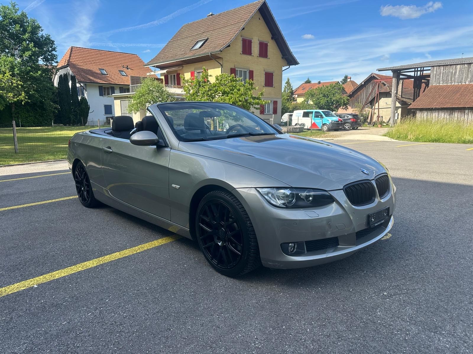 BMW 325i Cabriolet Steptronic-image-0