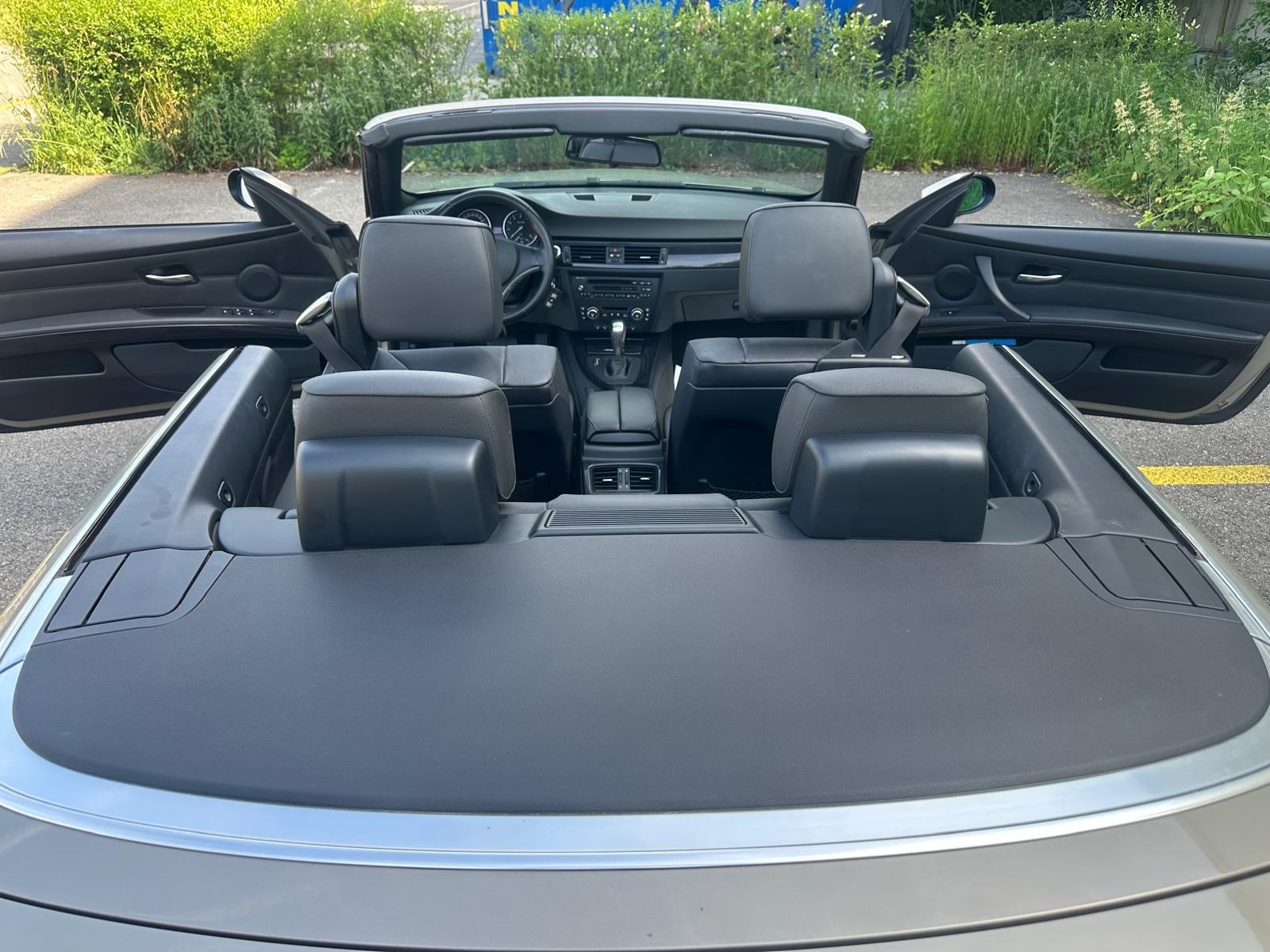 BMW 325i Cabriolet Steptronic-image-14