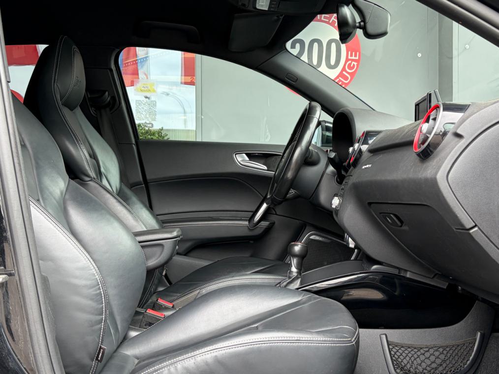AUDI S1 Sportback 2.0 TFSI quattro-image-6