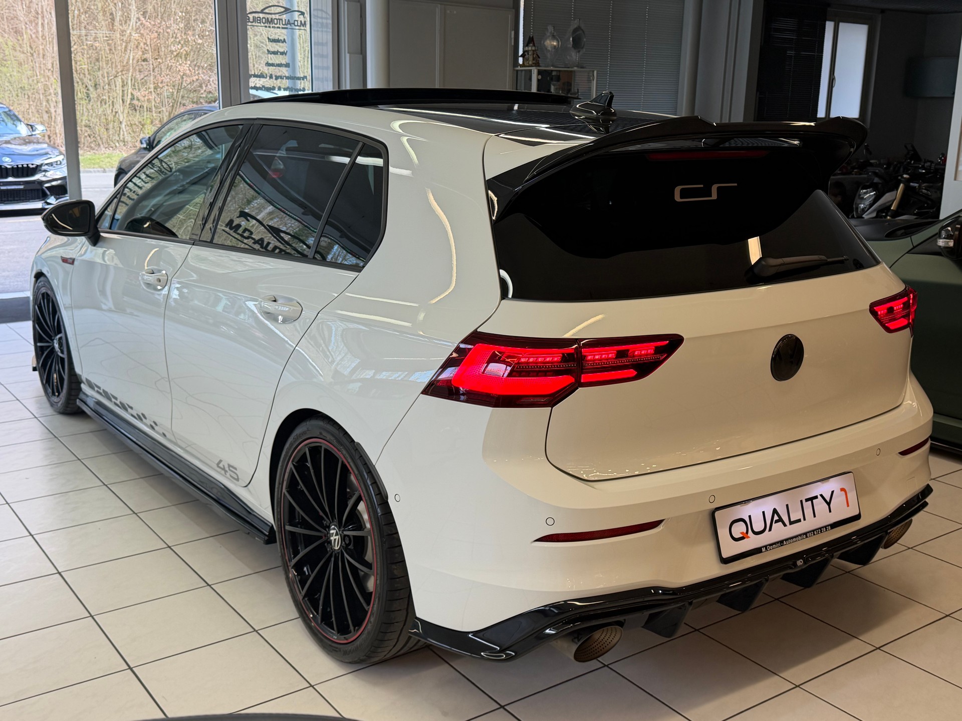 VW Golf VIII 2.0 TSI GTI Clubsport DSG-image-7